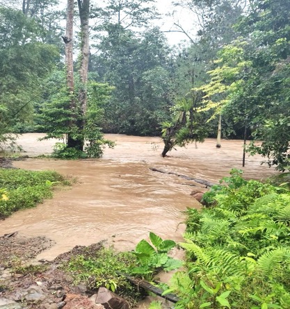 Una inundación en Sabah, Malasia, con más de 100 mm de lluvia en menos de 6 horas. Estos eventos se están volviendo más extremos con el cambio climático / Autor: Michael J. O’Brien