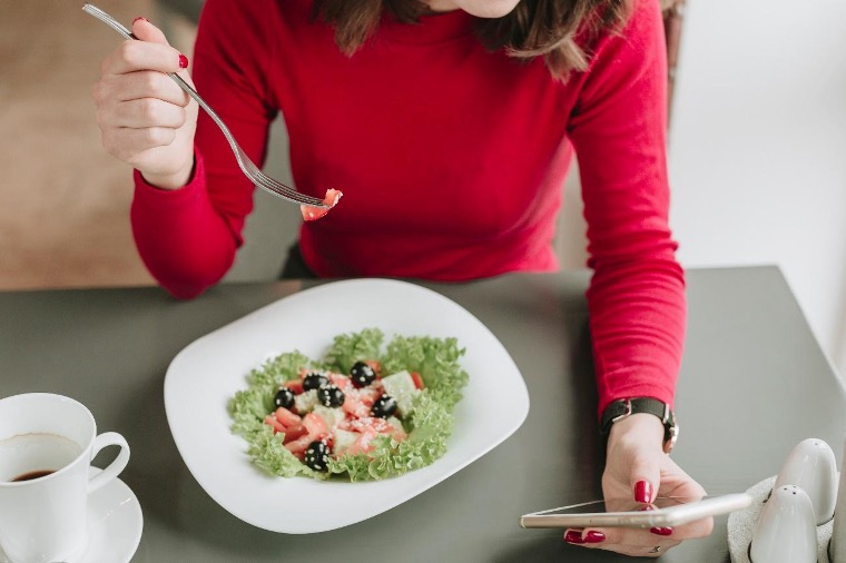 El Proyecto Manuela recabará datos sobre hábitos de alimentación, estilo de vida y estado de salud / Freepik